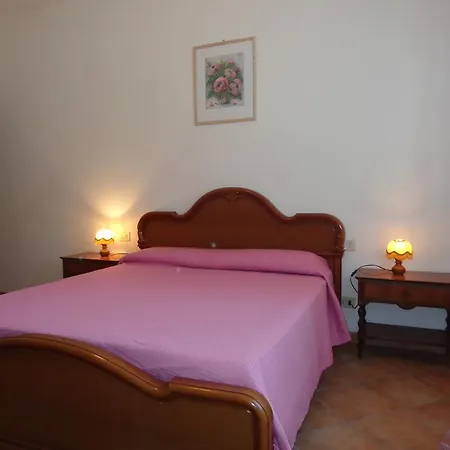مزرعة للإقامة Podere Poggio San Vito *