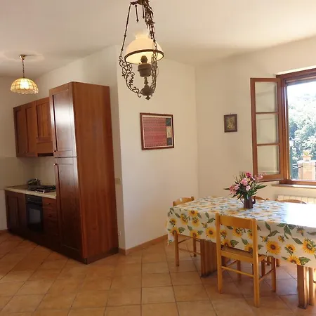 Podere Poggio San Vito مزرعة للإقامة